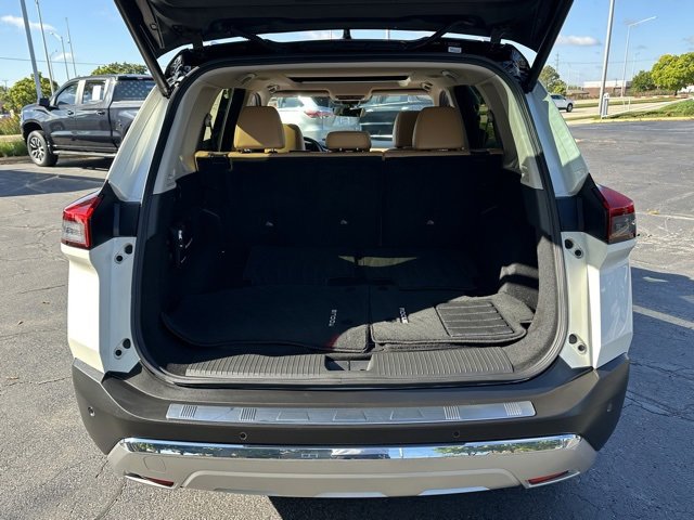 Certified 2023 Nissan Rogue Platinum image 15