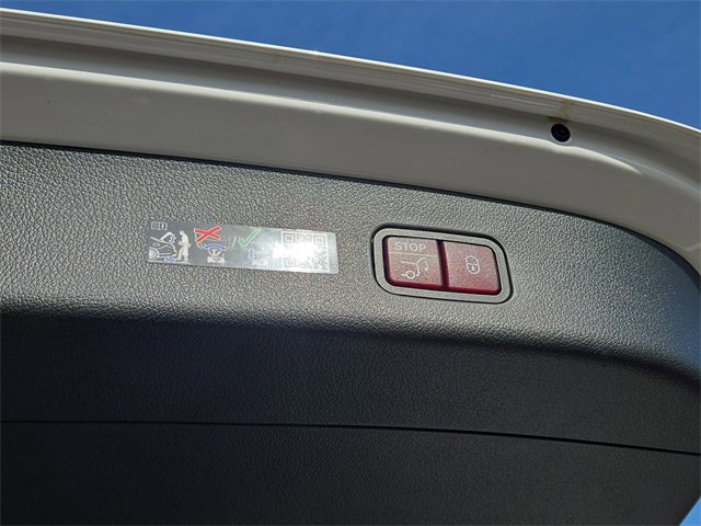 New 2026 Mercedes-Benz GLC 300 4MATIC image 31