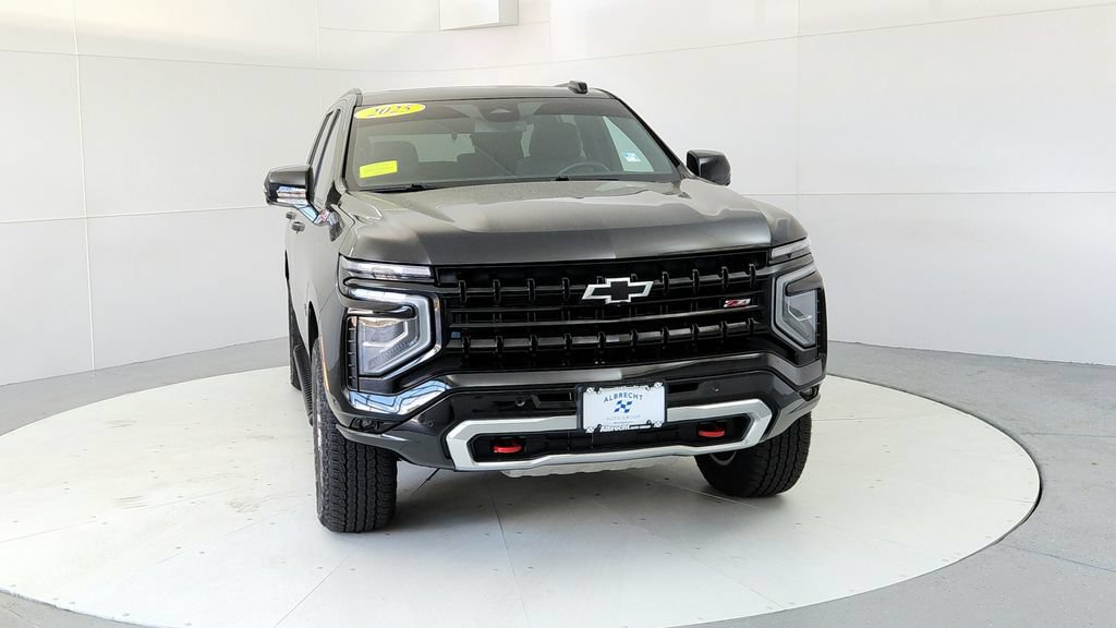 Used 2025 Chevrolet Tahoe Z71 w/ Comfort Package AWD/4WD image 8