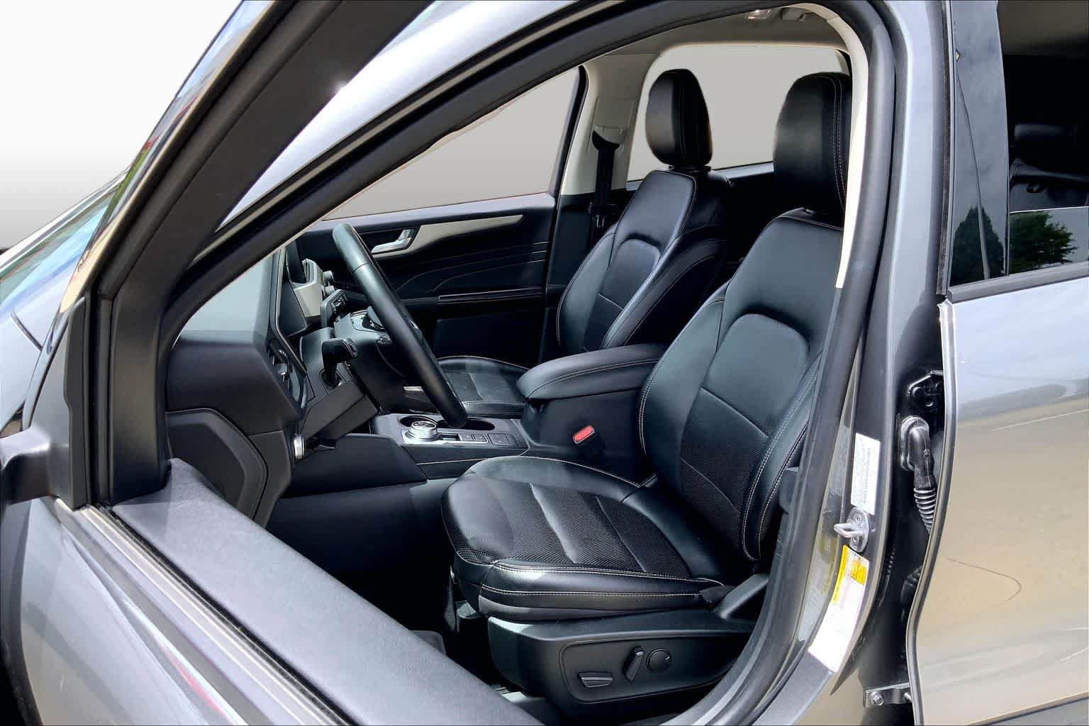 Used 2022 Ford Escape SEL AWD/4WD image 8