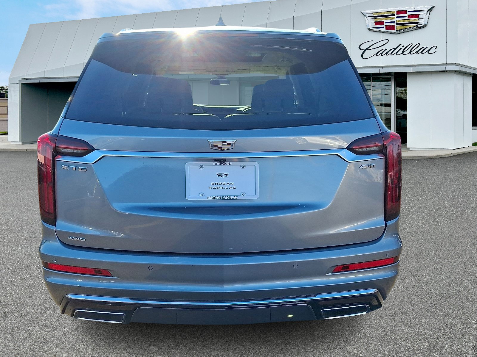 Certified 2023 Cadillac XT6 Premium Luxury image 4