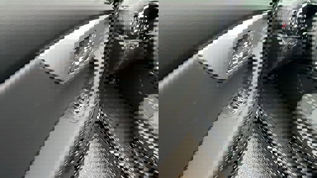 New 2025 Chevrolet Blazer LT w/ Midnight/Sport Edition image 12