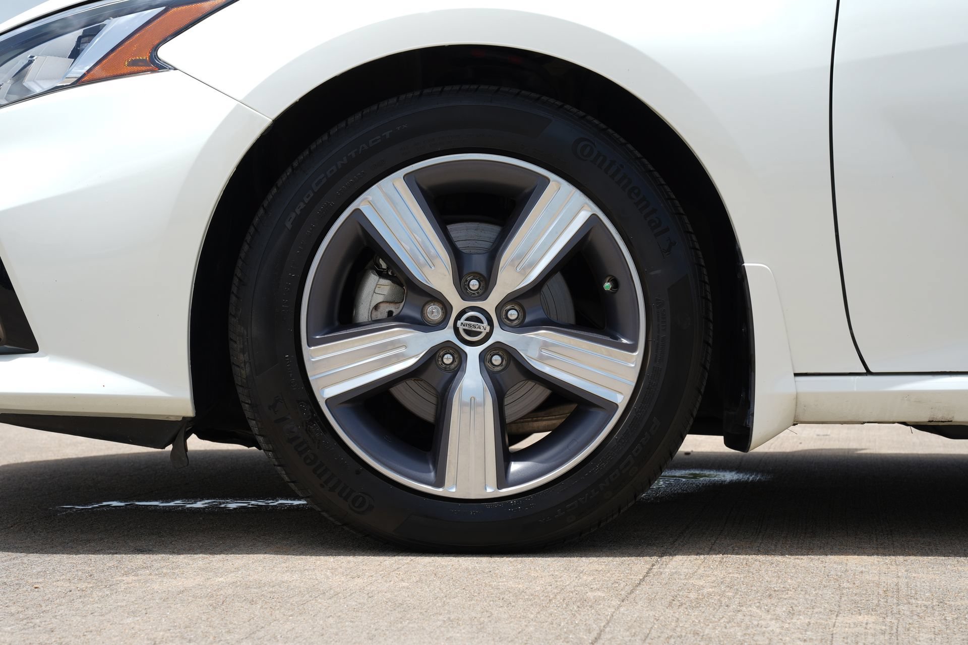 Used 2022 Nissan Altima 2.5 SL FWD image 27