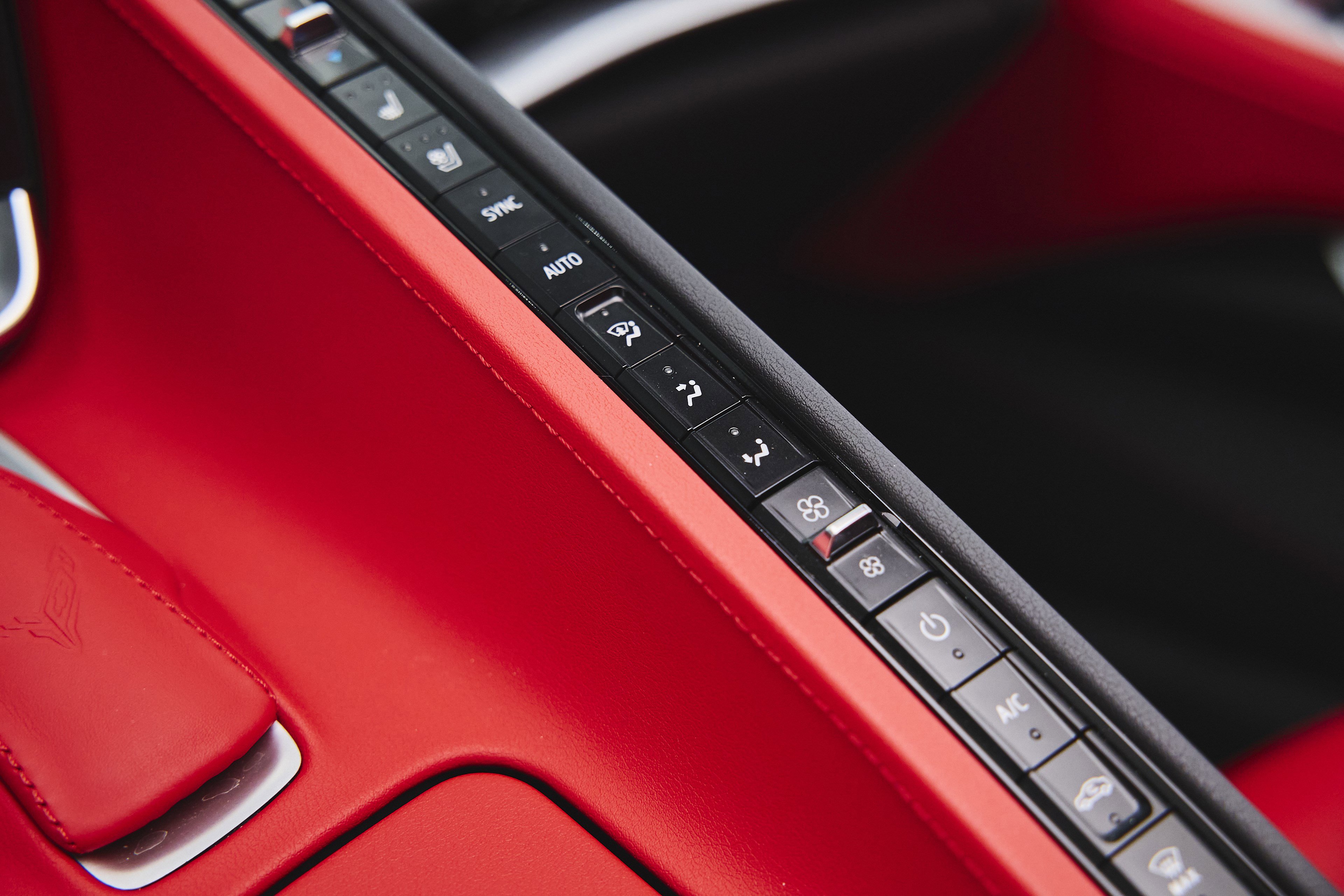 Used 2021 Chevrolet Corvette Stingray Preferred Cpe w/ 2LT image 24