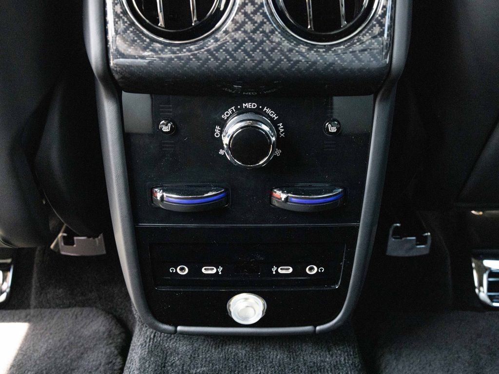 New 2027 Rolls-Royce Cullinan Black Badge AWD/4WD image 58