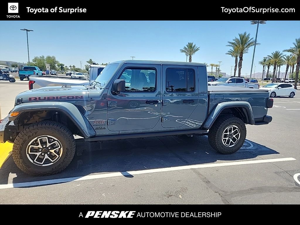 Used 2025 Jeep Gladiator Rubicon AWD/4WD image 1
