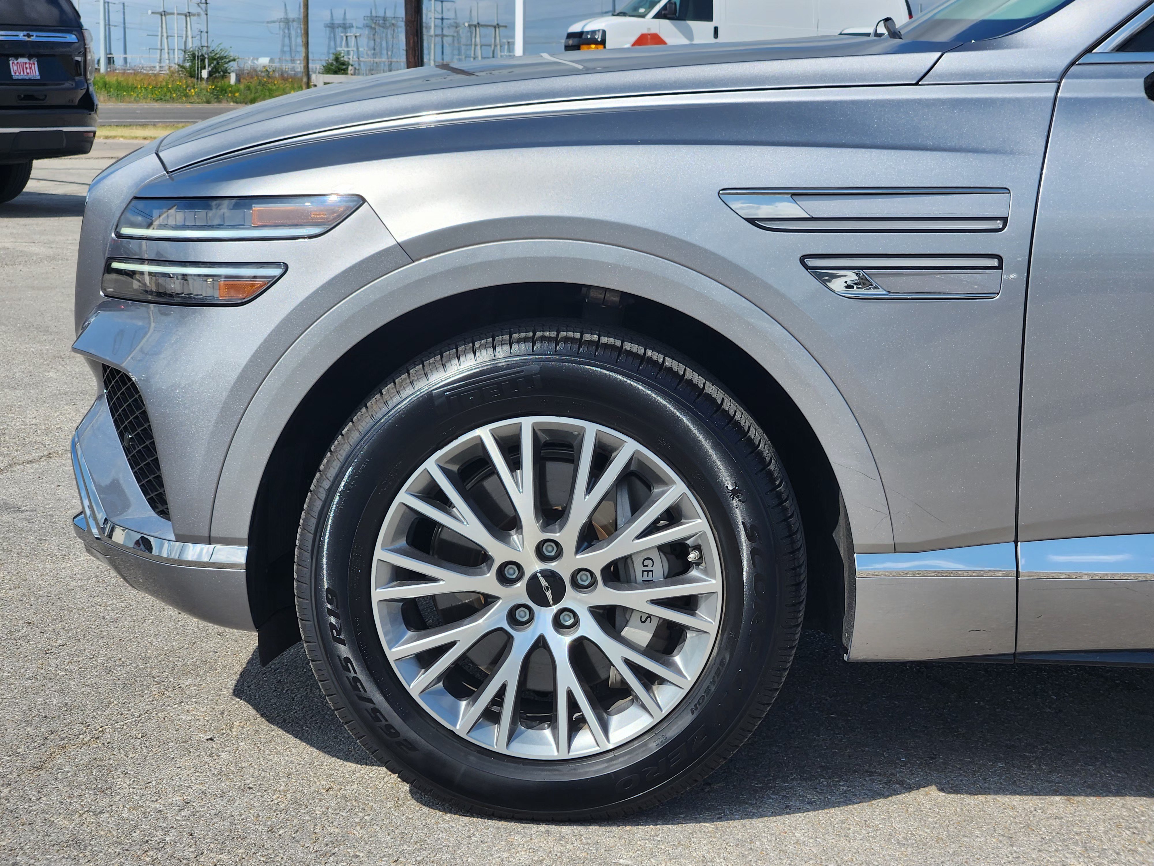 Used 2025 Genesis GV80 2.5T Standard AWD/4WD image 9