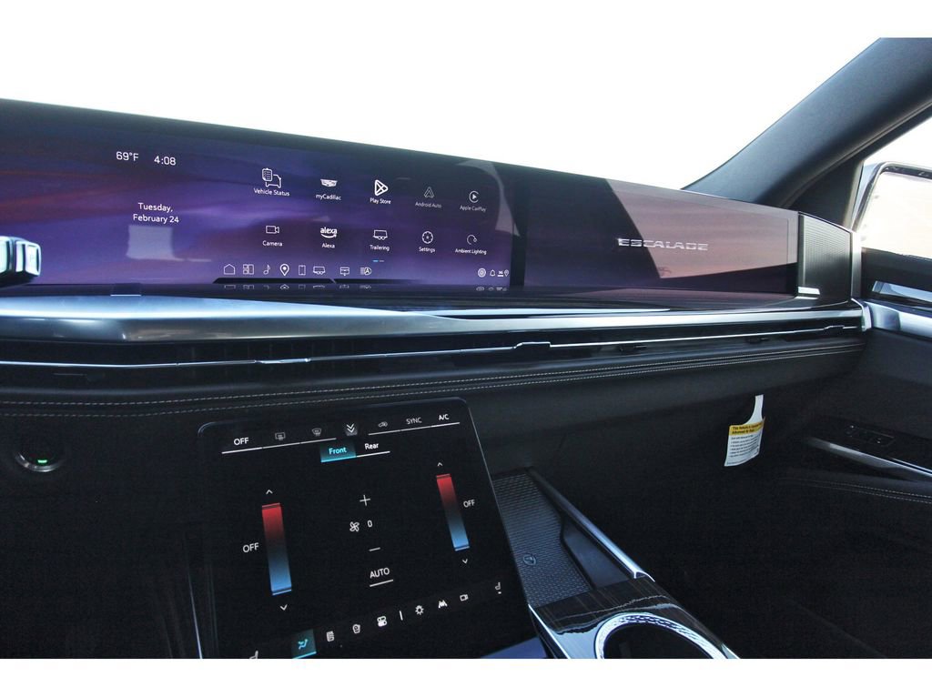 Used 2025 Cadillac Escalade Luxury image 10