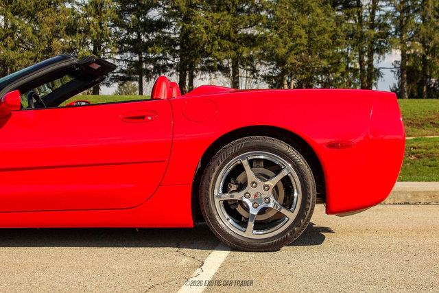 Used 2004 Chevrolet Corvette Convertible w/ Preferred Equipment Group image 5