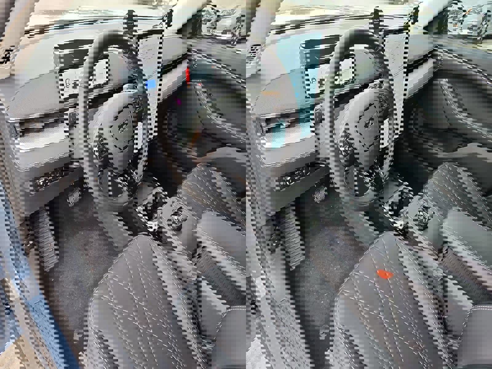 Used 2023 Ford Mustang Mach-E Select image 2