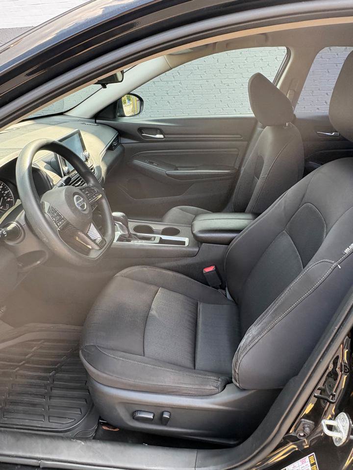 Used 2020 Nissan Altima 2.5 S FWD image 9