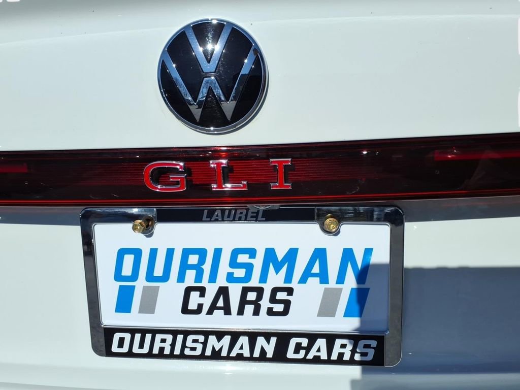 Certified 2025 Volkswagen Jetta GLI Autobahn w/ GLI Black Package image 7