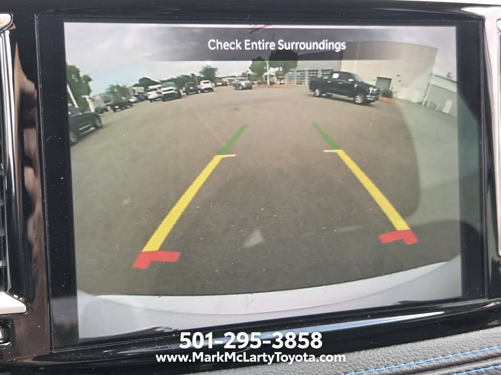 Used 2021 Chrysler Pacifica Touring FWD image 20