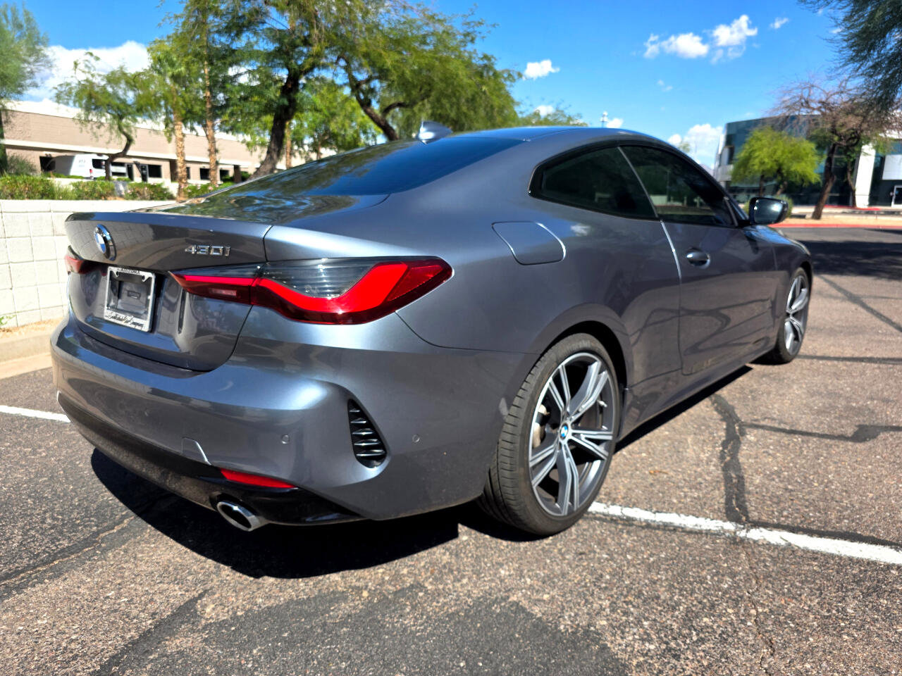 Used 2021 BMW 430i Coupe w/ Premium Package image 4
