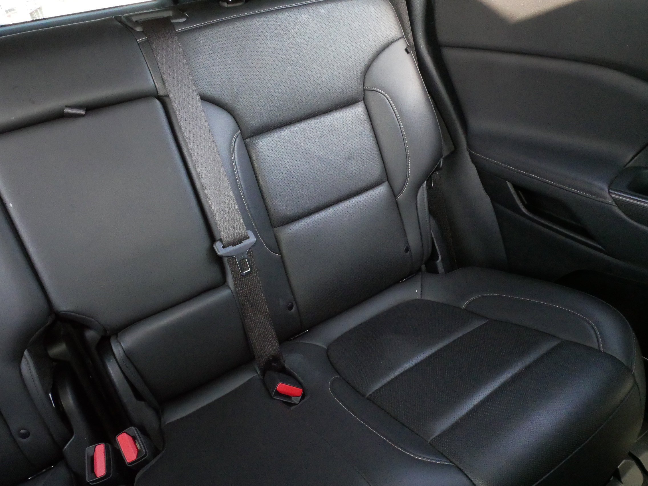 Used 2023 GMC Acadia SLT image 14