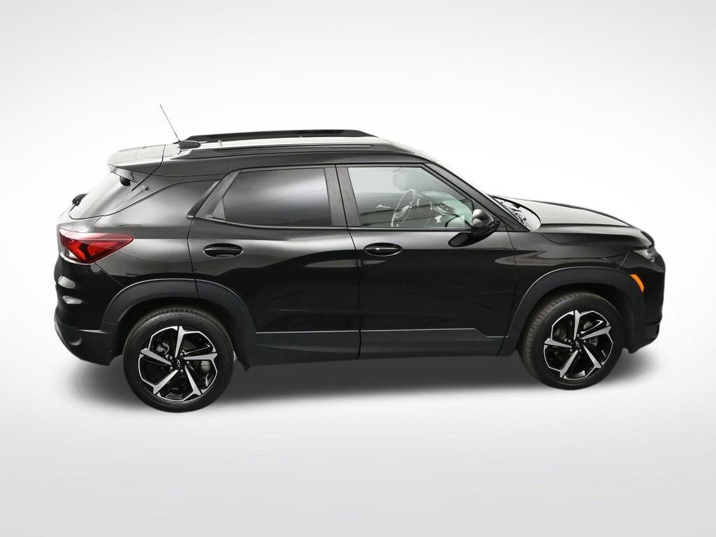 Used 2023 Chevrolet TrailBlazer RS w/ Sun and Liftgate Package image 20