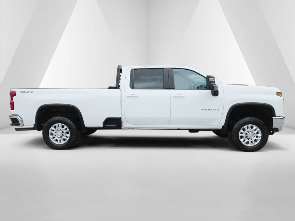 Used 2020 Chevrolet Silverado 3500 LT AWD/4WD image 4