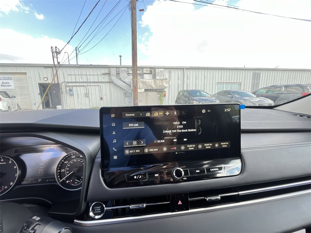 New 2025 Mitsubishi Outlander SE image 8