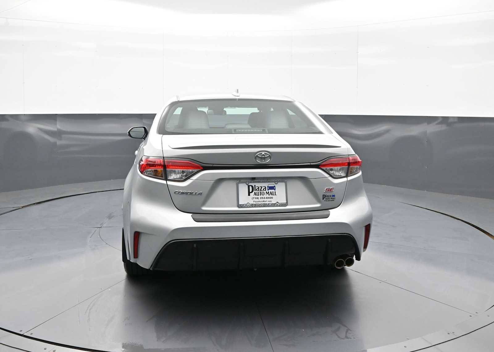 Certified 2024 Toyota Corolla SE FWD image 7
