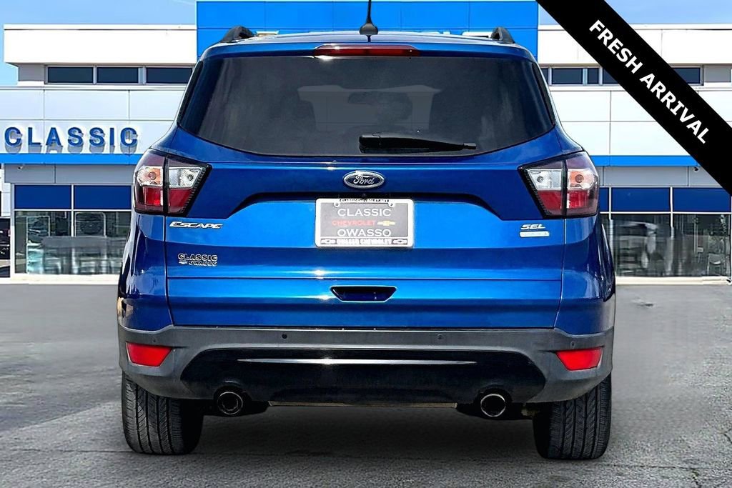 Used 2018 Ford Escape SEL w/ SEL Sport Appearance Package image 6