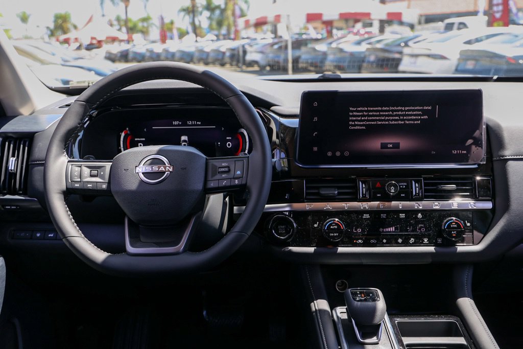 New 2026 Nissan Pathfinder SL FWD image 22
