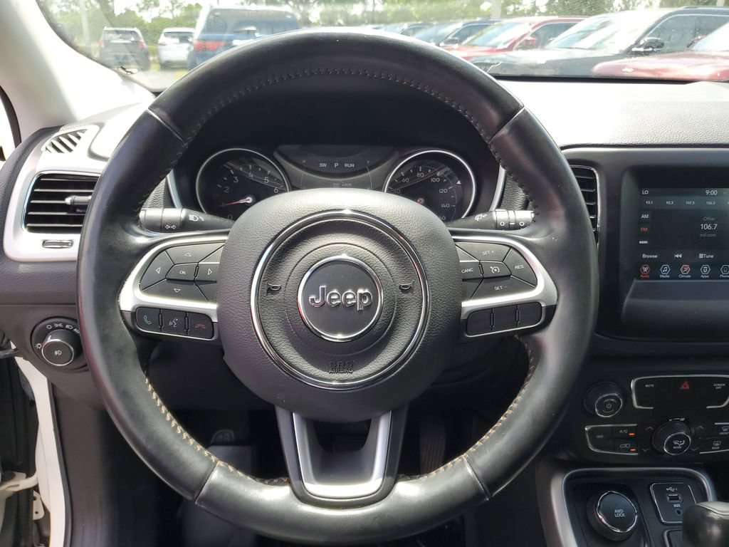 Used 2019 Jeep Compass Latitude AWD/4WD image 16