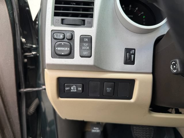 Used 2008 Toyota Tundra Limited AWD/4WD image 38