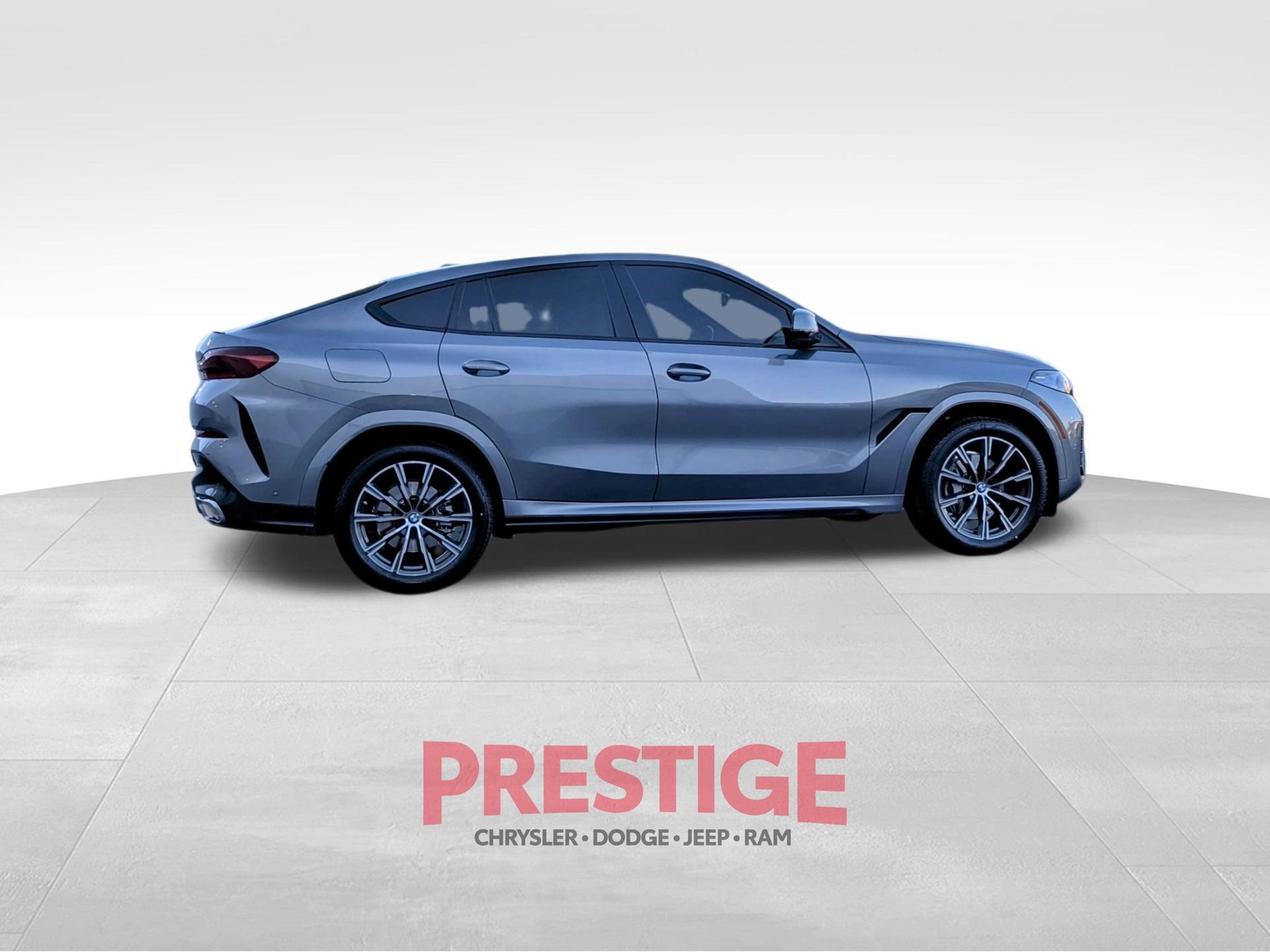 Used 2024 BMW X6 xDrive40i w/ Premium Package AWD/4WD image 7