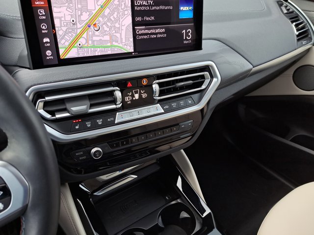 Used 2023 BMW X4 M40i w/ Premium Package image 25