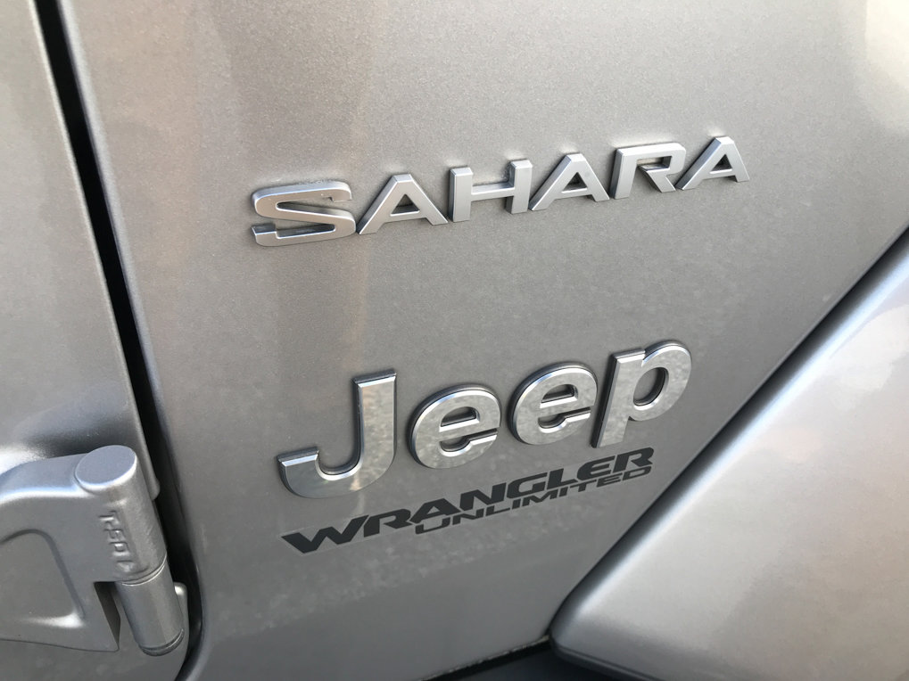 Used 2019 Jeep Wrangler Unlimited Sahara image 9
