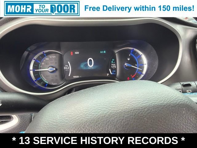 Used 2021 Chrysler Pacifica Touring-L FWD image 17