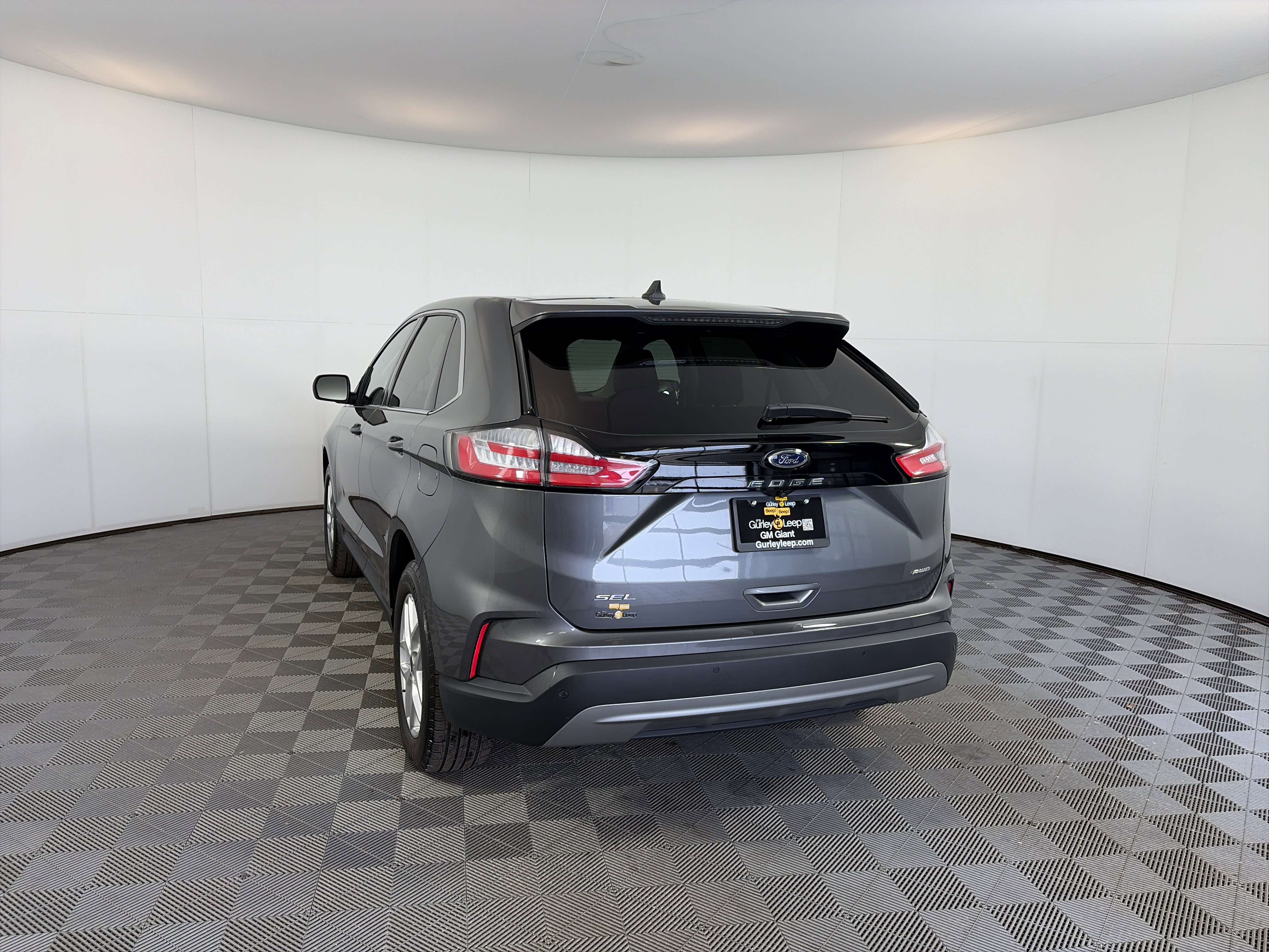 Used 2022 Ford Edge SEL w/ Convenience Package image 8