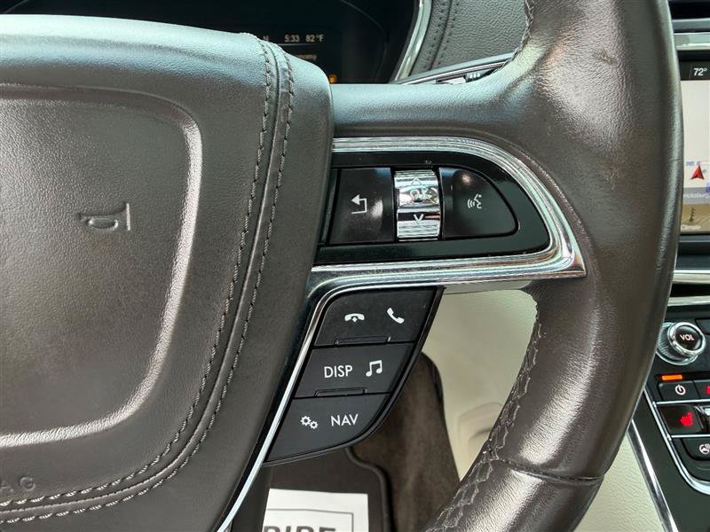 Used 2018 Lincoln Continental Select w/ Continental Climate Package AWD/4WD image 36