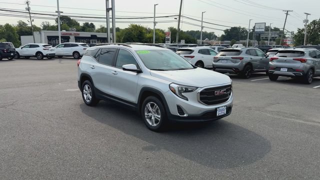 Certified 2021 GMC Terrain SLE w/ Driver Convenience Package AWD/4WD image 2