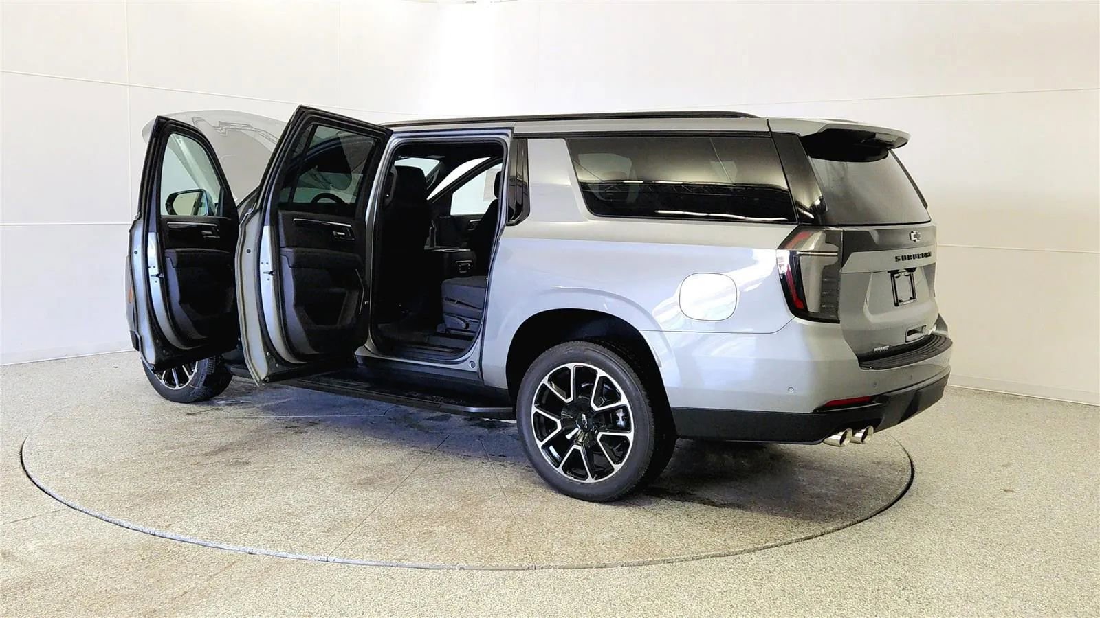 New 2026 Chevrolet Suburban RST w/ Comfort Package image 11