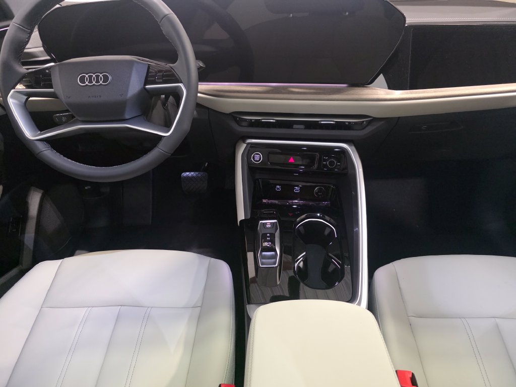 New 2026 Audi Q5 Premium Plus AWD/4WD image 15
