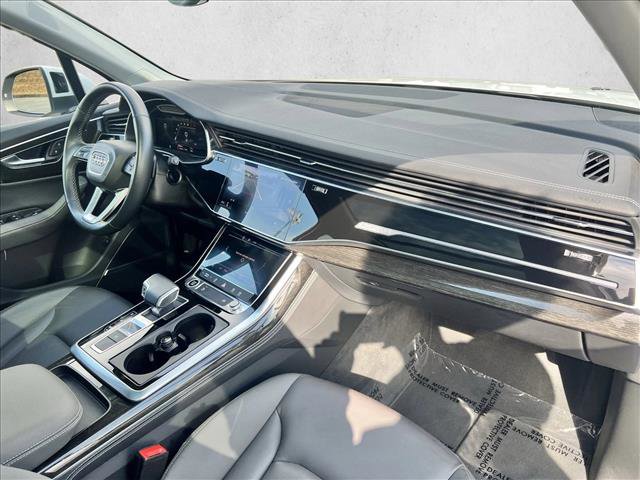 Used 2025 Audi Q7 3.0T Premium Plus image 22