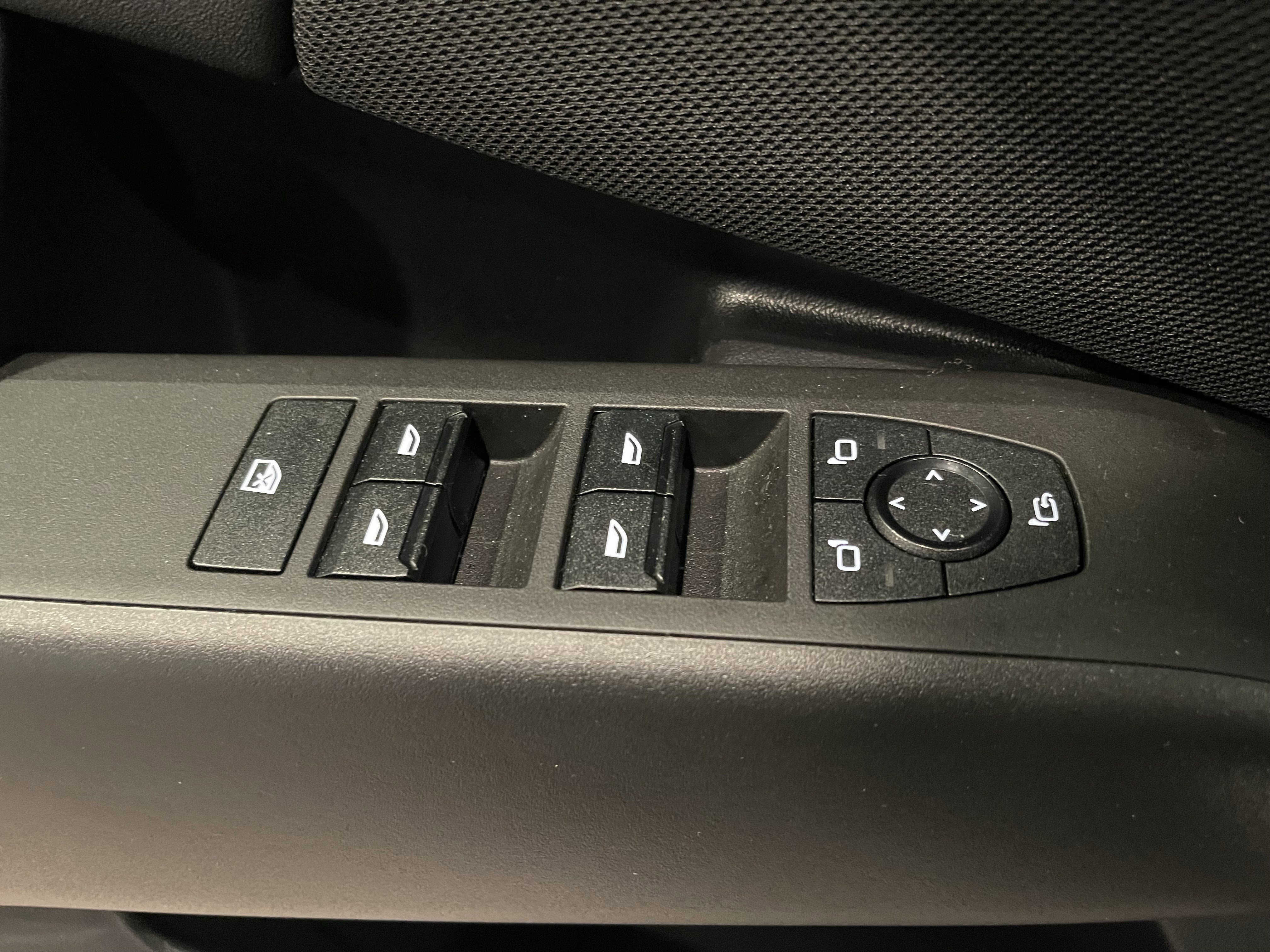 Used 2025 BMW X3 xDrive30i w/ M Sport Package image 11