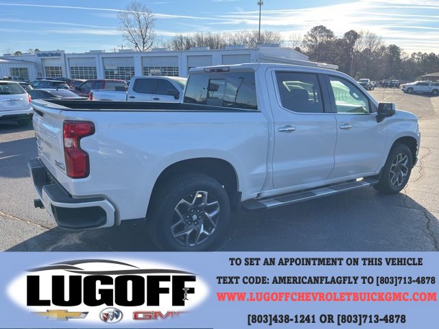 Used 2019 Chevrolet Silverado 1500 High Country w/ Technology Package image 3