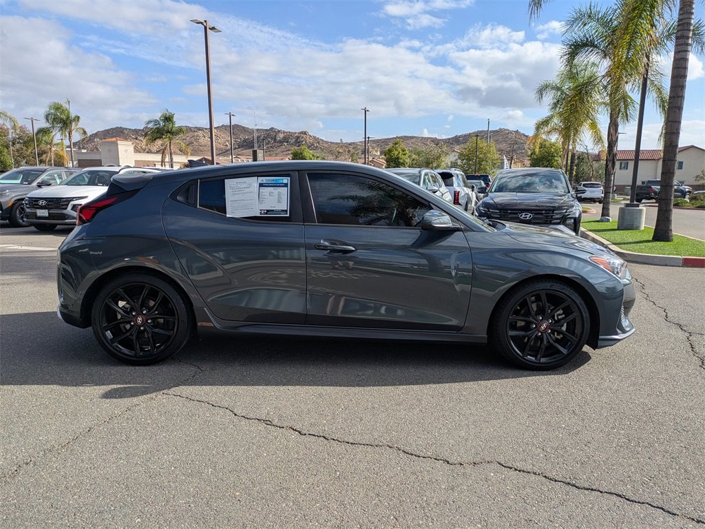 Used 2019 Hyundai Veloster Turbo R-Spec image 7