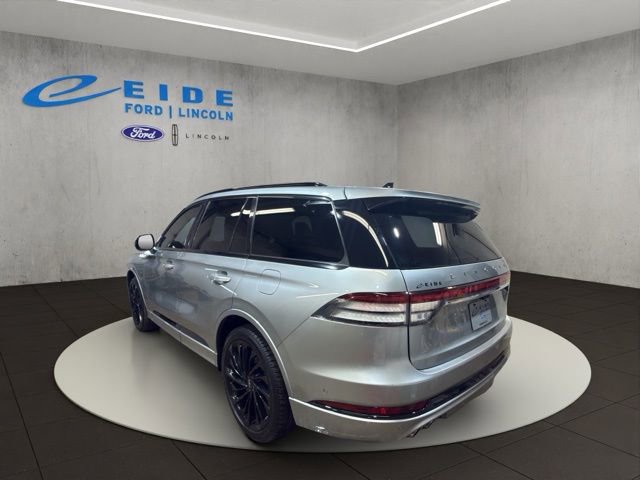Certified 2024 Lincoln Aviator Reserve w/ Jet Package AWD/4WD image 8