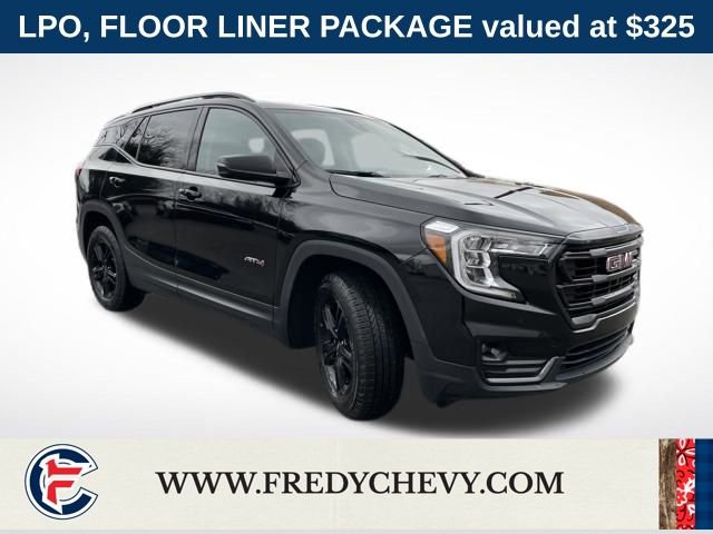 Used 2022 GMC Terrain AT4 w/ Tech Package image 9