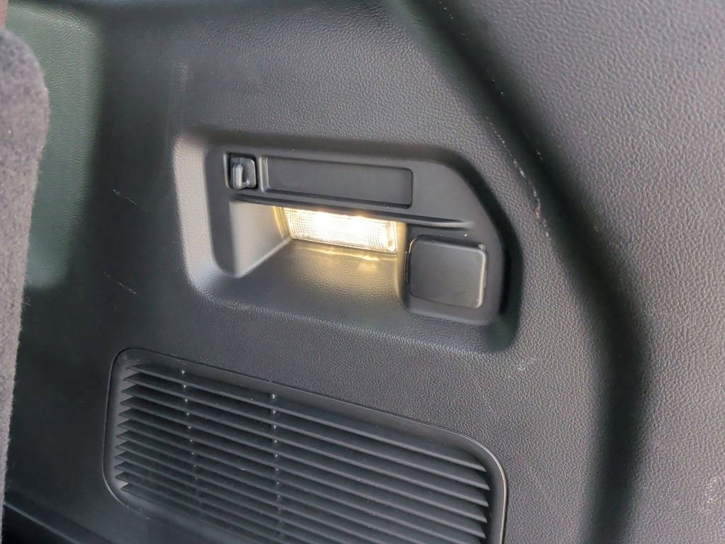 Used 2025 Ford Explorer ST-Line image 46