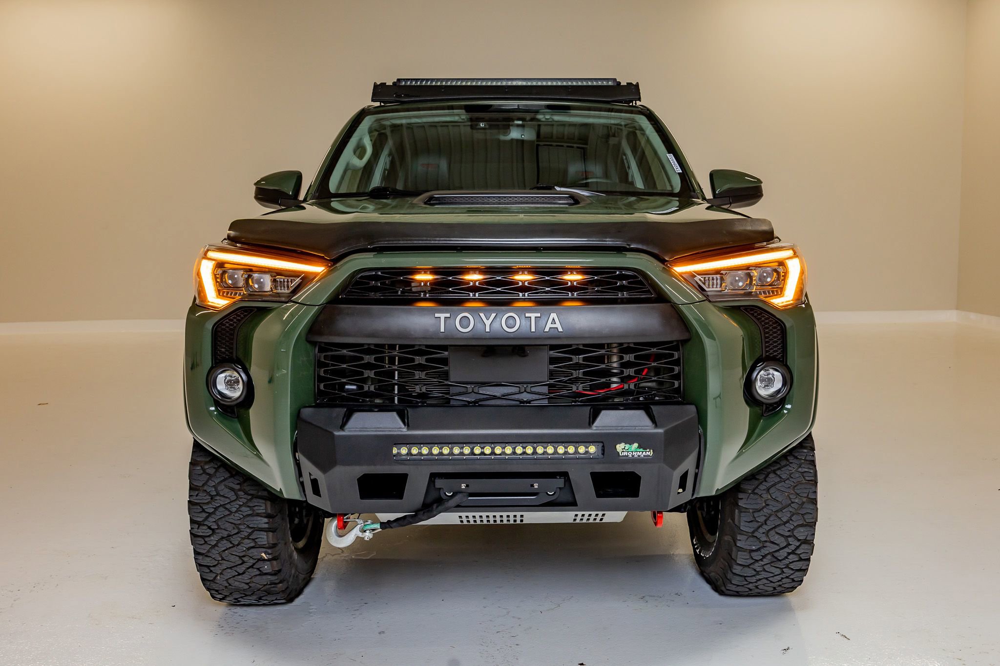 Used 2020 Toyota 4Runner TRD Pro AWD/4WD image 2