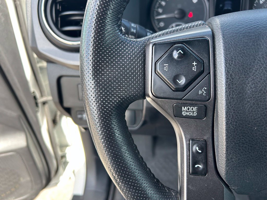 Used 2023 Toyota Tacoma TRD Sport AWD/4WD image 21