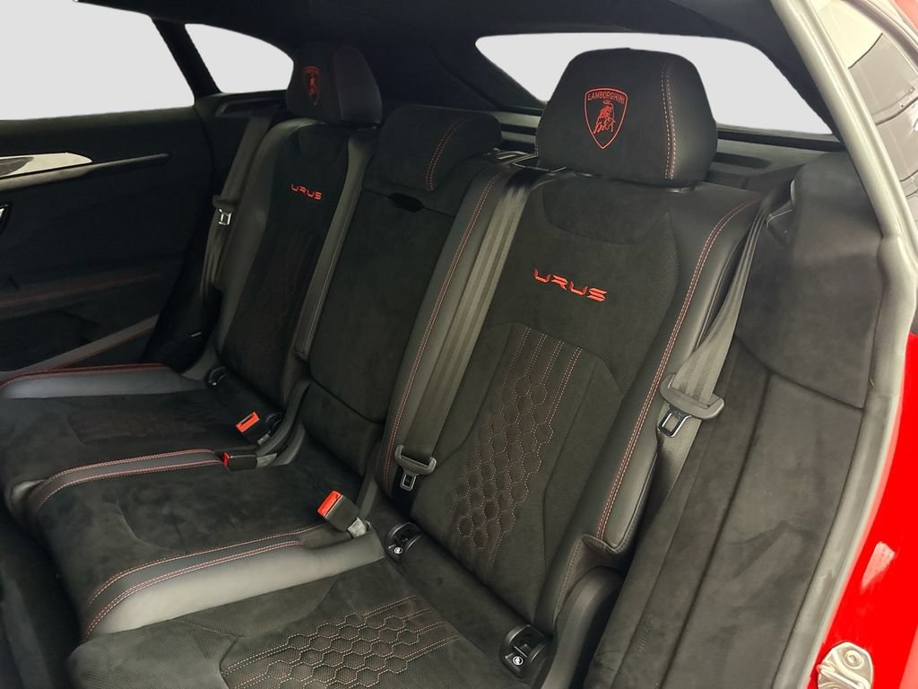 Used 2023 Lamborghini Urus Performante AWD/4WD image 26