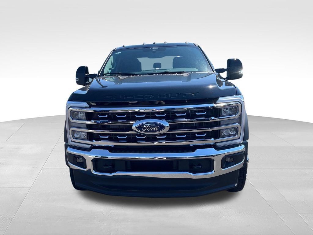 New 2026 Ford F550 4x4 Crew Cab image 8