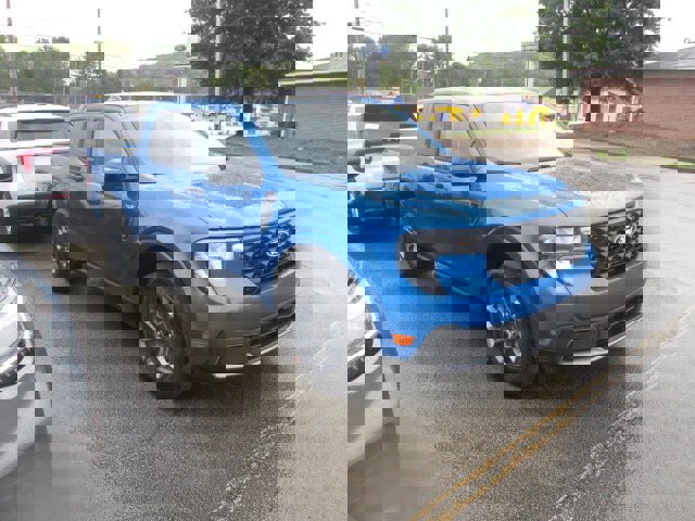 New 2025 Ford Maverick XLT w/ XLT Luxury Package image 4