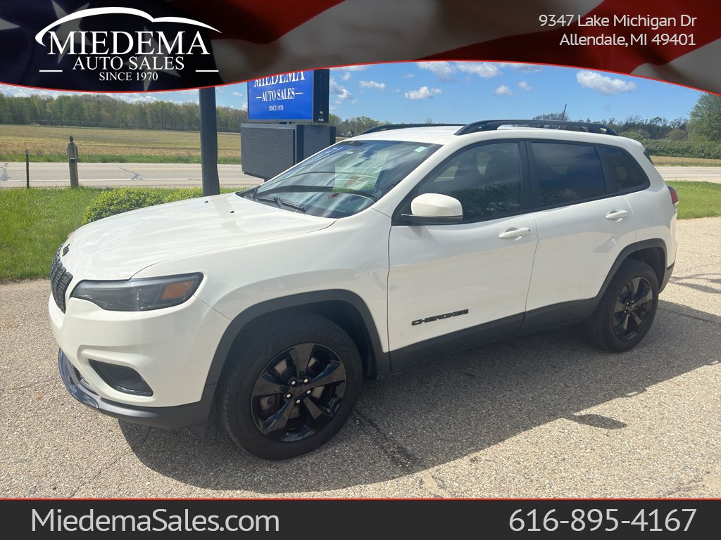 Used 2019 Jeep Cherokee Latitude w/ Cold Weather Group