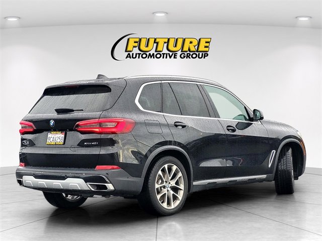 Used 2022 BMW X5 xDrive40i w/ Premium Package image 4